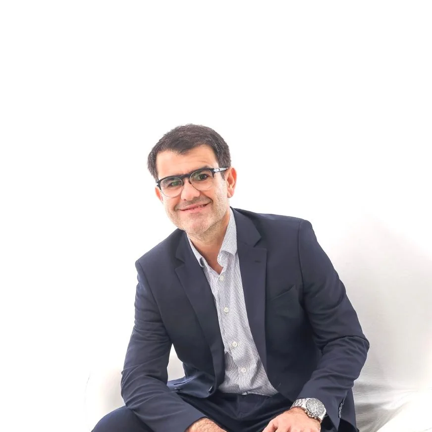 Dr. Leonardo de Oliveira Campos, neurologista